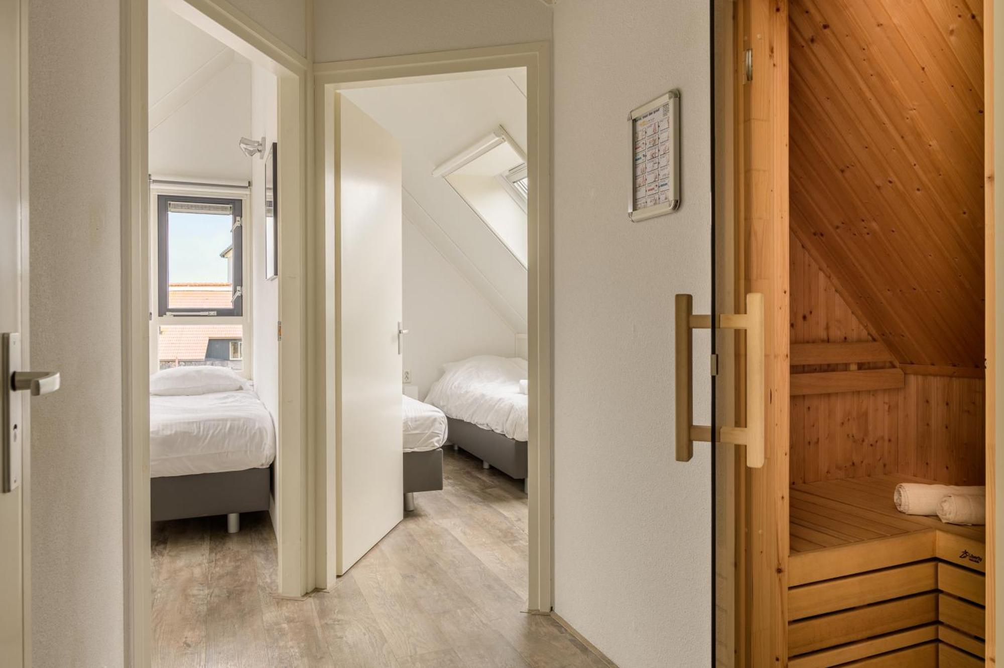Dormio Waterpark Langelille Hotel Room photo